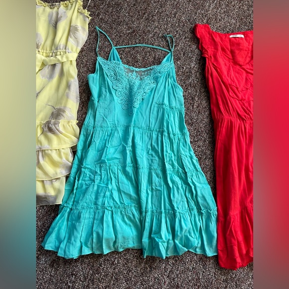 Lot of four sundresses - Picture 5 of 5